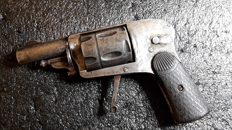 Revolver Cal. 320